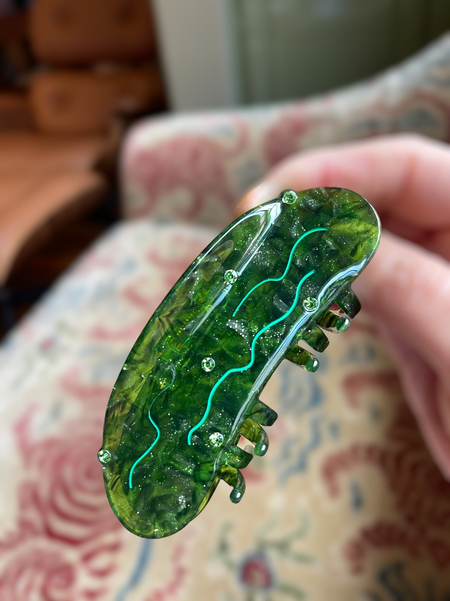 Blingy Pickle Hair Claw