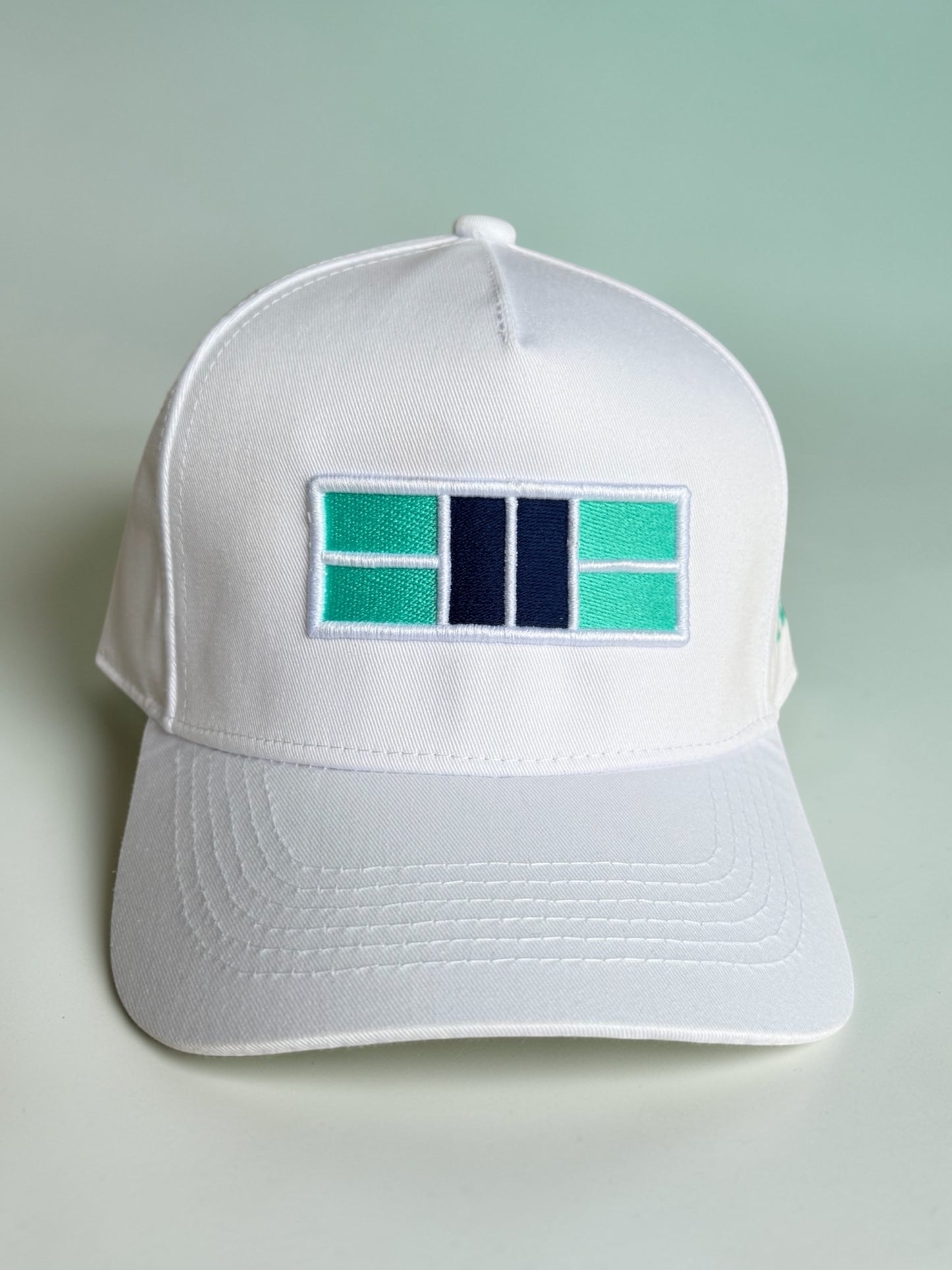 ON COURT Embroidered Pickleball Hat | white